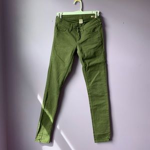 Olive Jeans